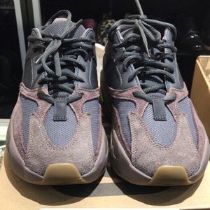 Yeezy Boost 700
